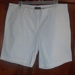 CLOSET SALE! Land' N Sea white shorts